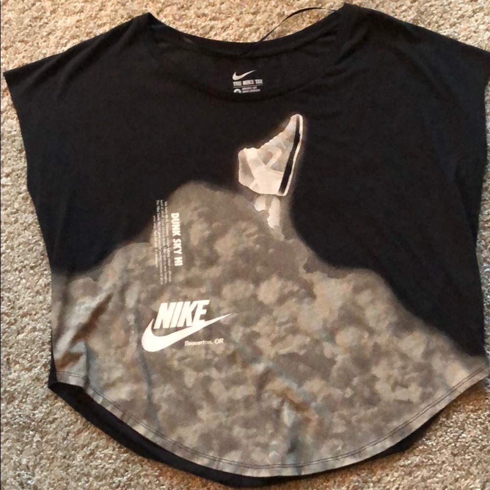Nike Drunk Sky Hi tee